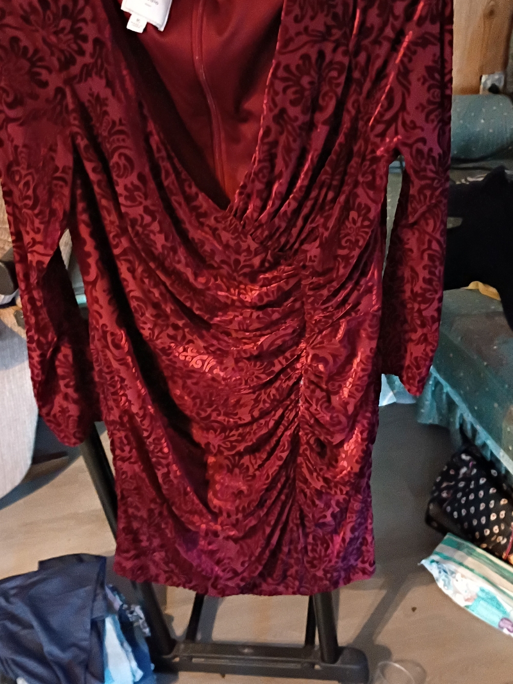 Women's Ruched Velvet Burnout Dress in Burgundy
